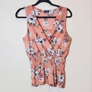 🤑3 for $20🤑 Fashion Magazine Sleeveless Floral Top